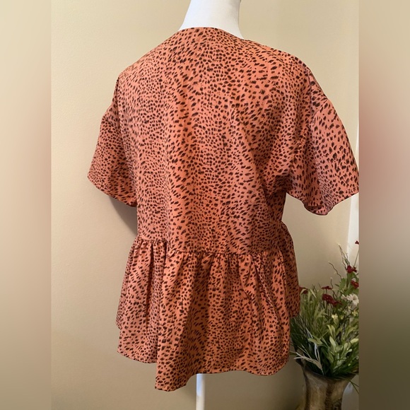 Peplum Deep Rust Blouse; small; excellent condition;lightweight - Picture 3 of 7
